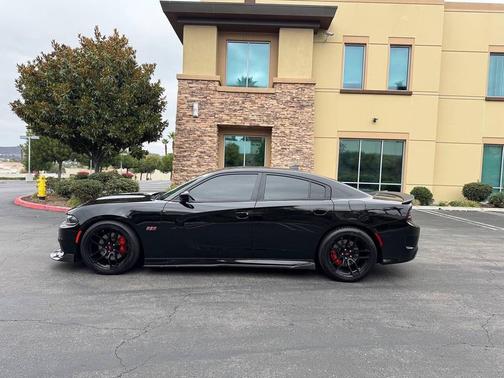 2020 Dodge Charger Scat Pack