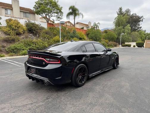 2020 Dodge Charger Scat Pack
