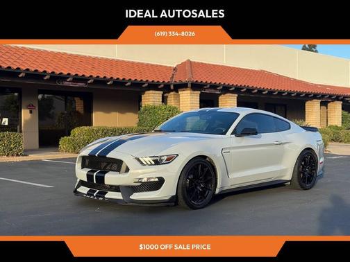 2016 Ford Shelby GT350 Base