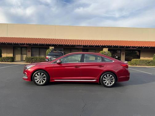2016 Hyundai SONATA Sport