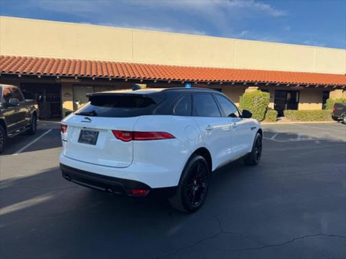 2019 Jaguar F-PACE 25t Premium