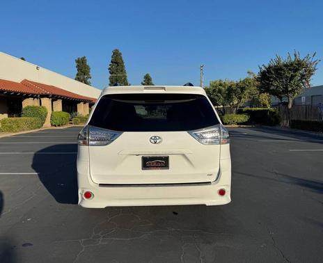 2017 Toyota Sienna SE Premium