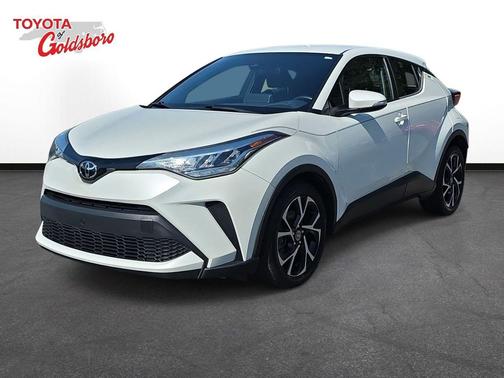 Blizzard Pearl 2021 Toyota C-HR XLE