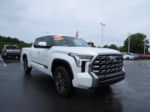 2024 Toyota Tundra Hybrid Platinum