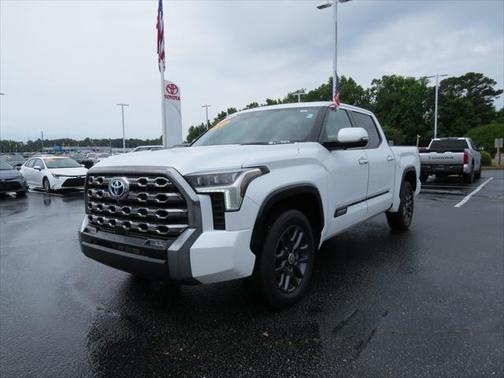 2024 Toyota Tundra Hybrid Platinum