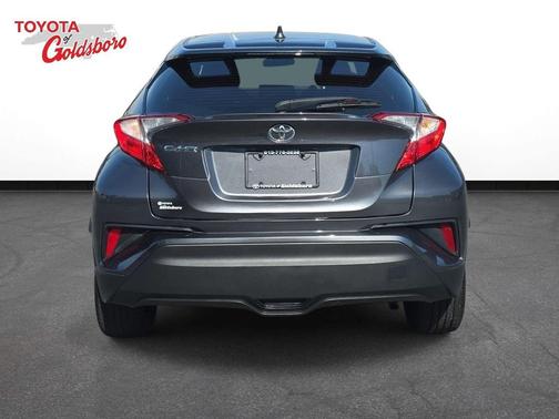 Magnetic Gray Metallic 2022 Toyota C-HR XLE