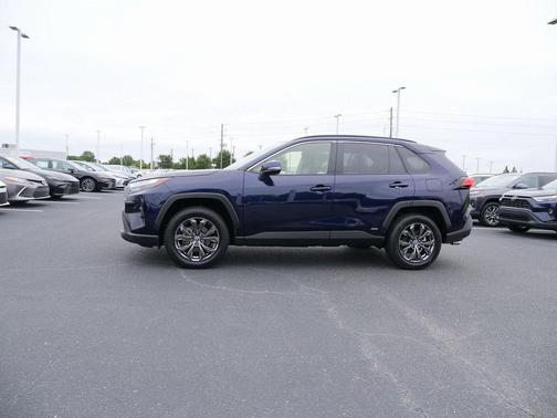 2024 Toyota RAV4 Hybrid XLE Premium