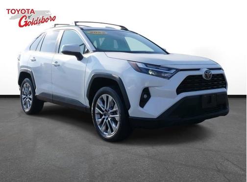 2022 Toyota RAV4 XLE Premium