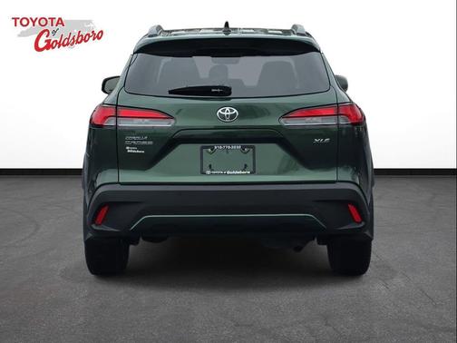 2025 Toyota Corolla Cross XLE