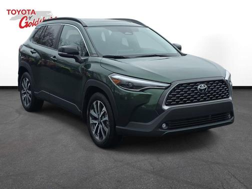 2025 Toyota Corolla Cross XLE