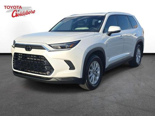 Pear 2025 Toyota Grand Highlander XLE