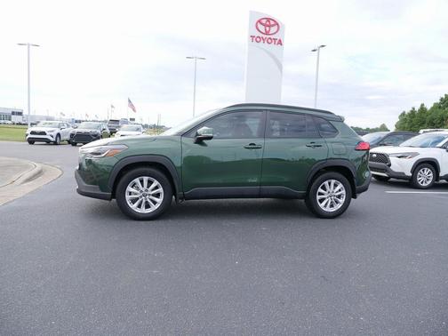 2024 Toyota Corolla Cross LE