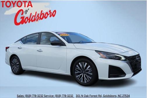 2024 Nissan Altima 2.5 SV