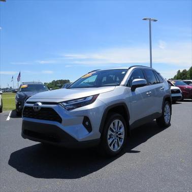 2025 Toyota RAV4 XLE Premium