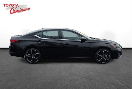 2024 Nissan Altima SR FWD