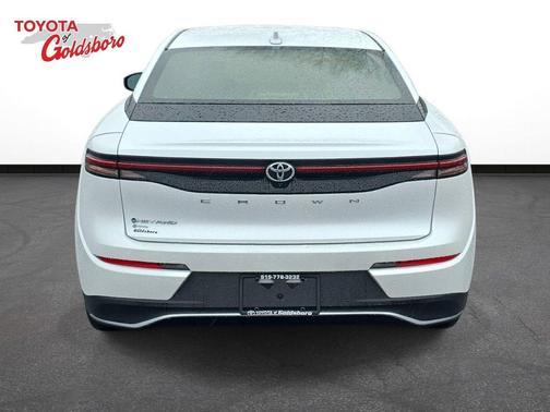 2025 Toyota Crown XLE