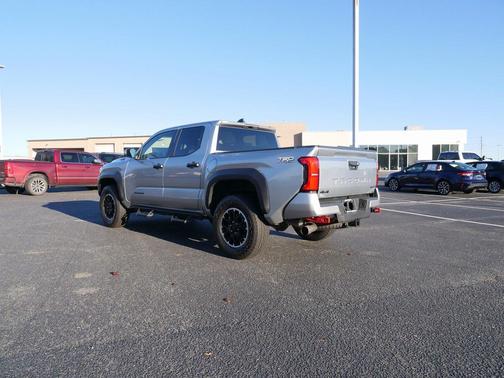 2024 Toyota Tacoma TRD Off Road