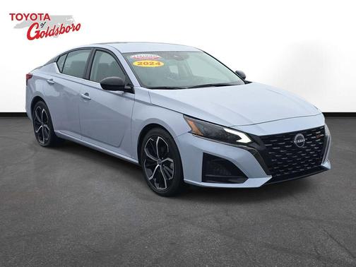 2024 Nissan Altima SR FWD