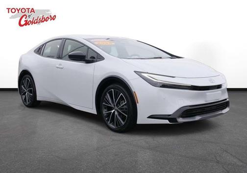 2025 Toyota Prius XLE