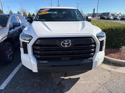 2025 Toyota Tundra SR5