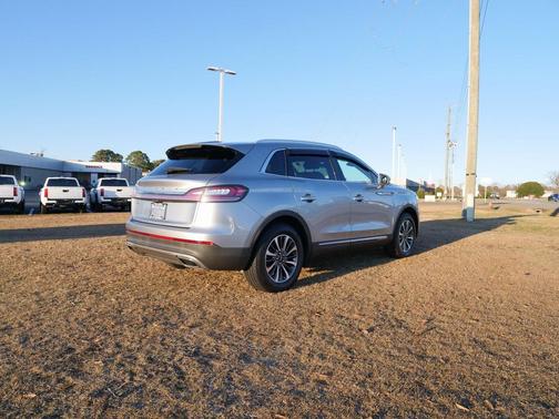 2021 Lincoln Nautilus Standard