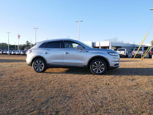 2021 Lincoln Nautilus Standard
