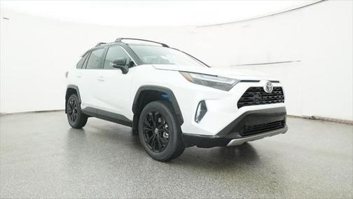 2025 Toyota RAV4 Hybrid SE