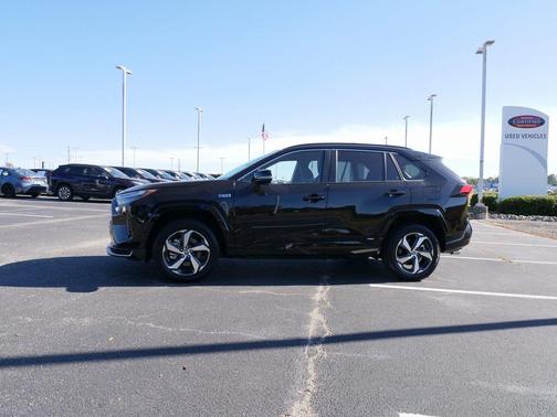 2024 Toyota RAV4 Prime SE