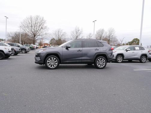 2019 Toyota RAV4 XLE Premium