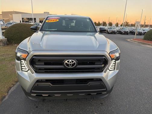 2025 Toyota Tacoma SR