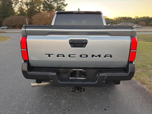 2025 Toyota Tacoma SR