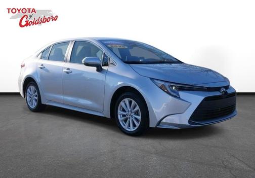 2025 Toyota Corolla Hybrid XLE