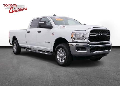 2024 RAM 3500 Big Horn Crew Cab 4x4 8' Box