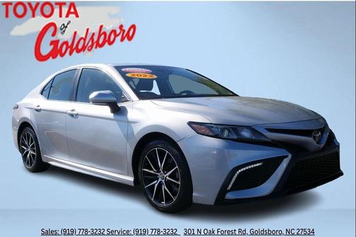 2022 Toyota Camry SE