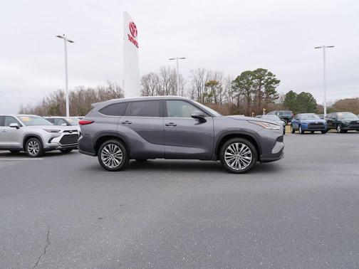 2021 Toyota Highlander Platinum