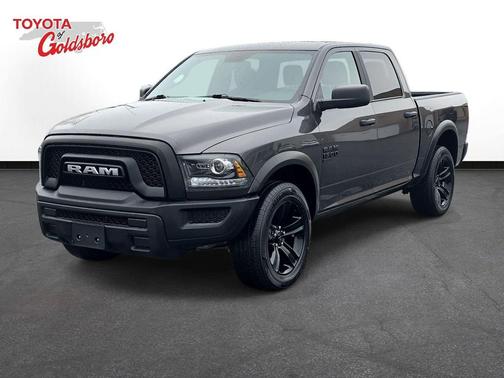 2024 RAM 1500 Classic Warlock Crew Cab 4x4 5'7' Box