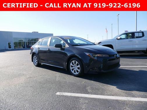 2025 Toyota Corolla LE