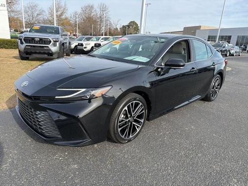 2025 Toyota Camry XLE