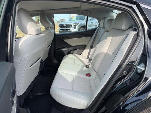 2025 Toyota Camry XLE