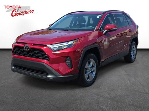 Pearl 2022 Toyota RAV4 XLE