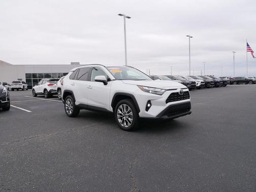 2025 Toyota RAV4 XLE Premium