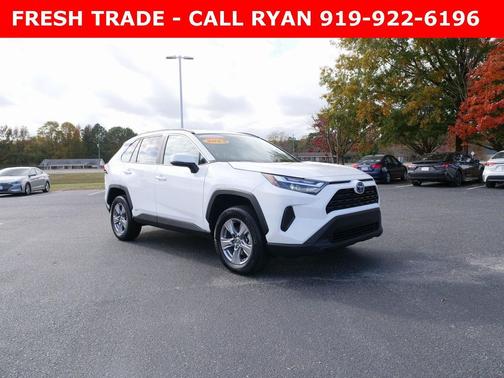 2023 Toyota RAV4 Hybrid LE