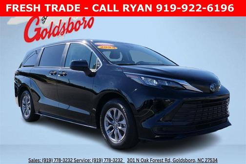 2024 Toyota Sienna LE