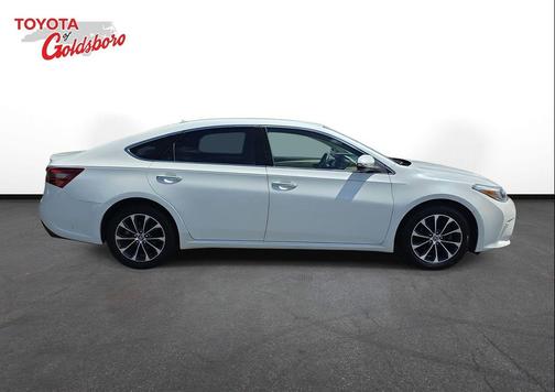Blizzard Pearl 2016 Toyota Avalon XLE