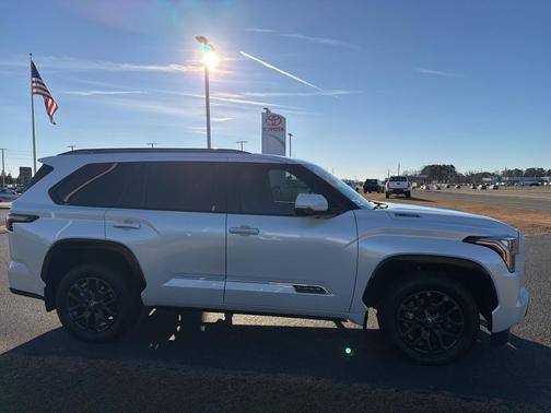 2025 Toyota Sequoia Platinum