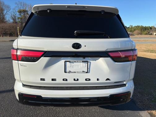 2025 Toyota Sequoia Platinum