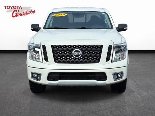 2019 Nissan Titan PRO-4X