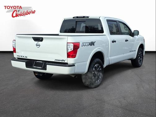 2019 Nissan Titan PRO-4X