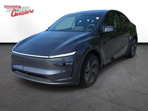 2026 Tesla Model Y Rear-Wheel Drive