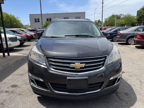custom 2017 Chevrolet Traverse 1LT